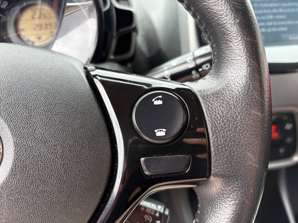 Toyota Aygo 1,0 VVT-i x-press 5d