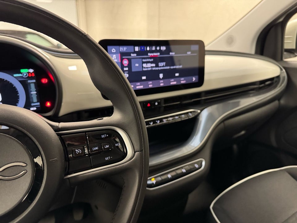 Fiat 500e 24 Icon 3d