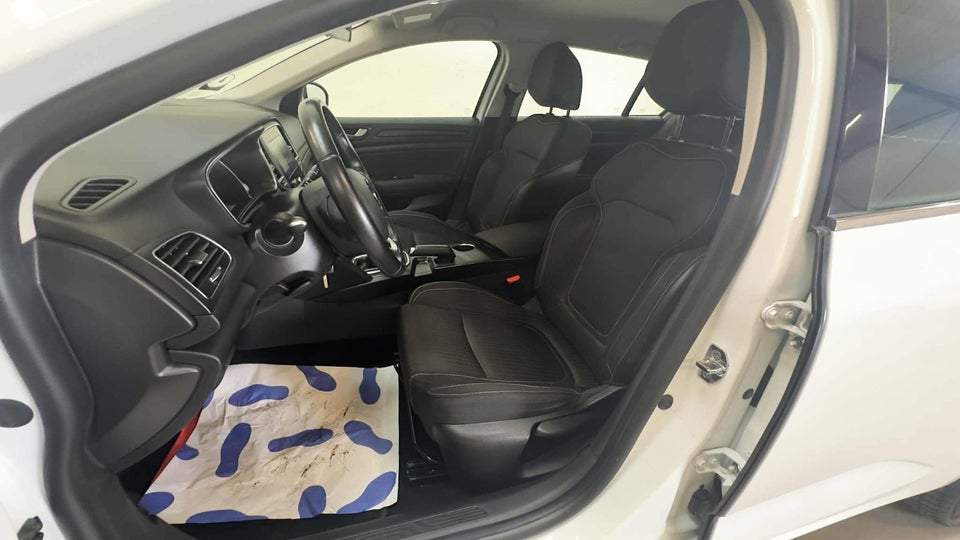 Renault Megane IV 1,2 TCe 100 Zen Sport Tourer 5d