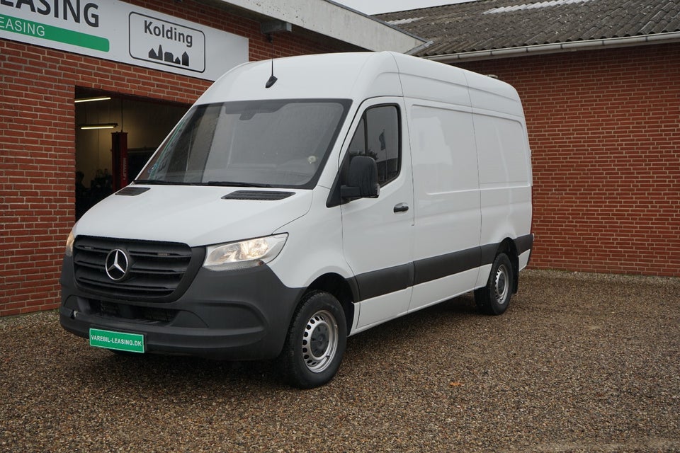 Mercedes Sprinter 317 2,0 CDi A2 Kassevogn aut. RWD