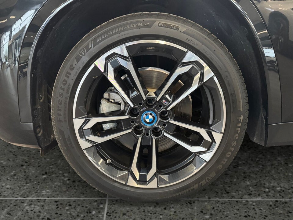 BMW iX1 xDrive30 M-Sport 5d