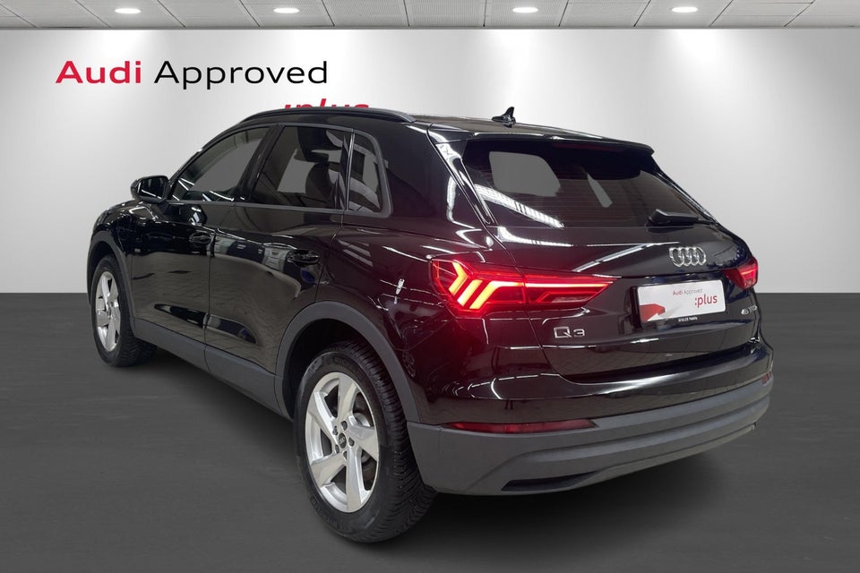 Audi Q3 45 TFSi e Attitude plus S-tr. 5d