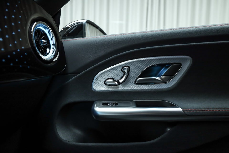 Mercedes CLA250+ electric AMG Premium 4d