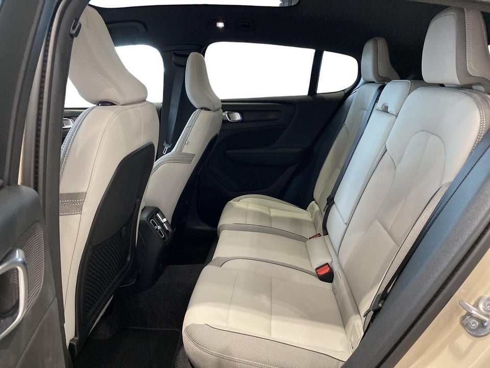 Volvo EC40 Twin Ultra 5d