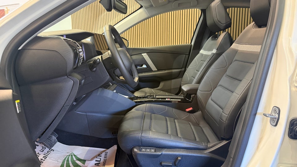Citroën ë-C4 X 50 Palais Sky 4d