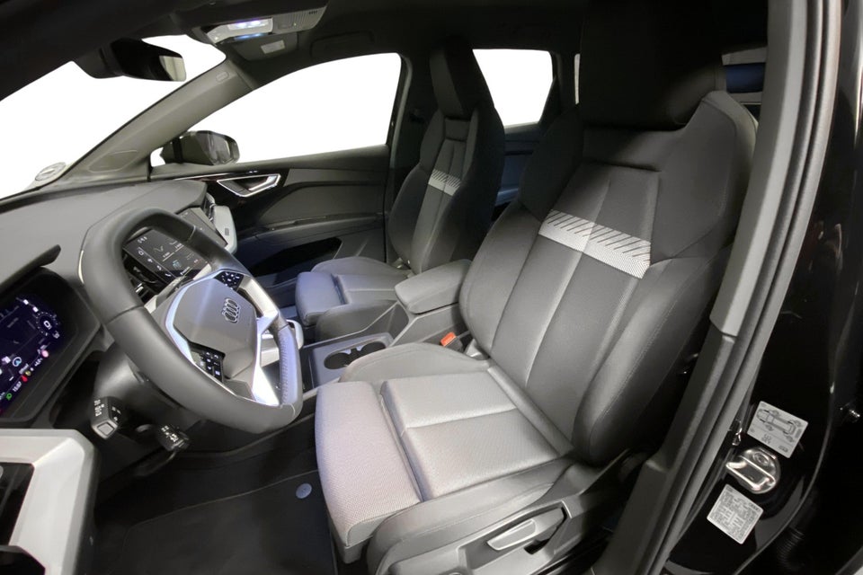 Audi Q4 e-tron 45 Progress 5d