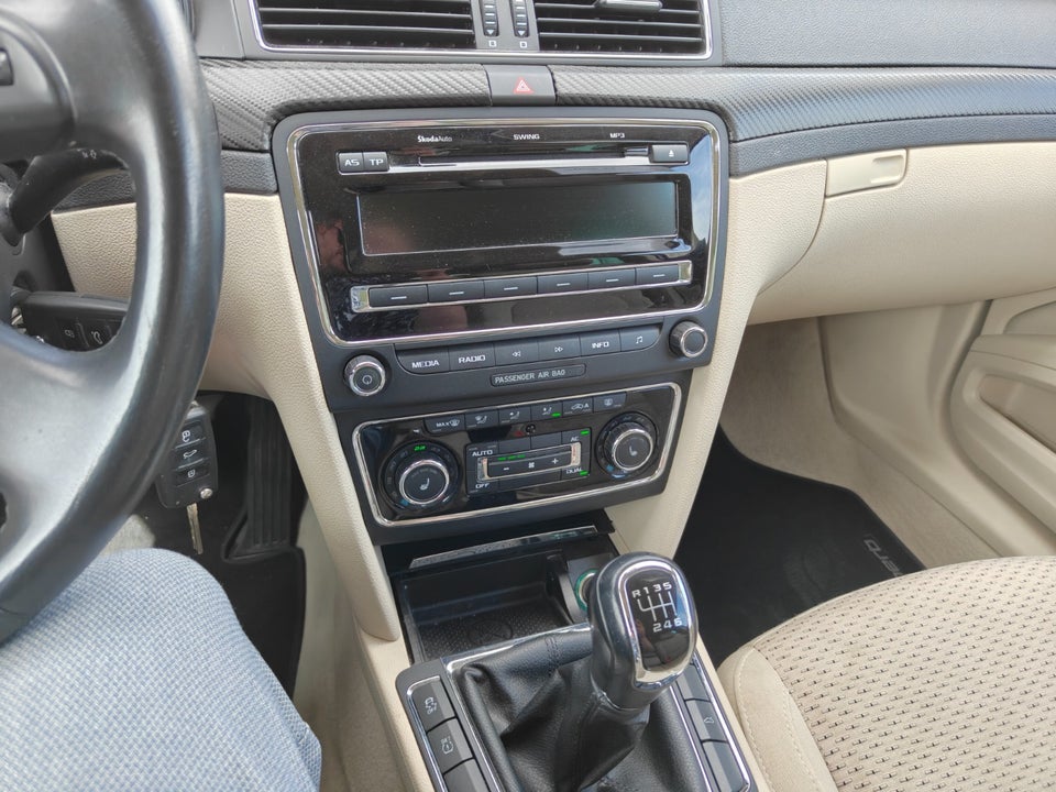 Skoda Superb 1,8 TSi 160 Elegance Combi 5d