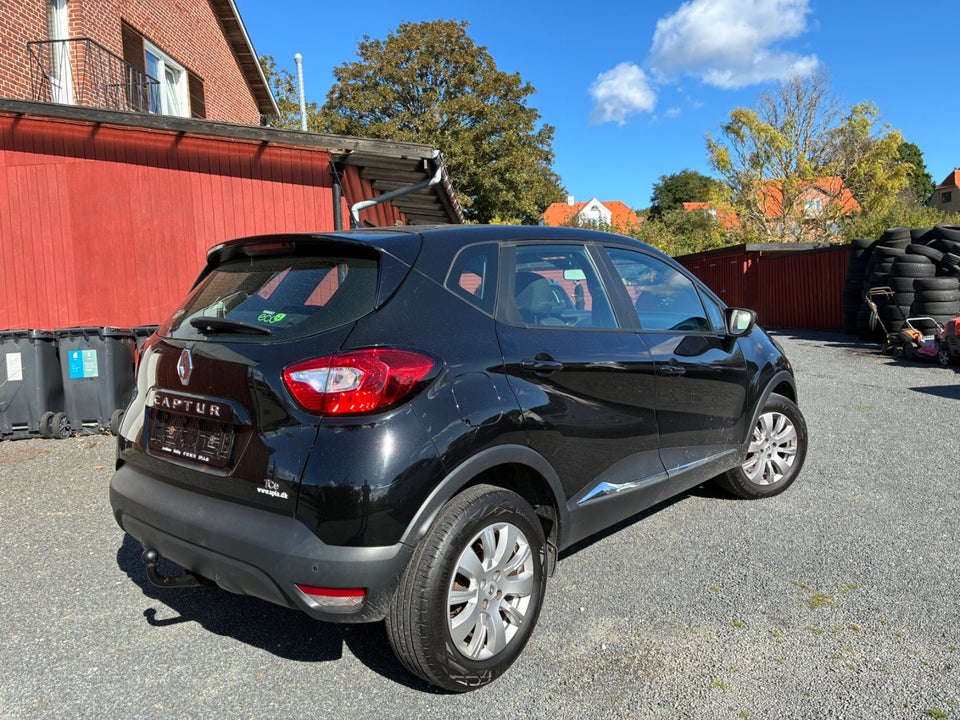 Renault Captur 0,9 TCe 90 Expression 5d