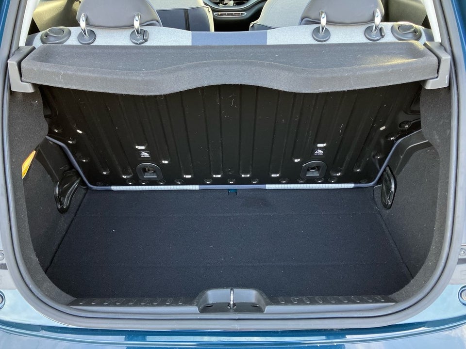 Fiat 500e 42 Icon 3d