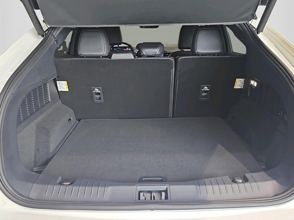 Ford Mustang Mach-E 73 Select Standard Range 5d