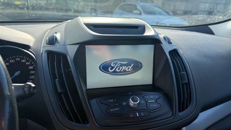Ford Kuga 2,0 TDCi 180 Titanium aut. AWD 5d