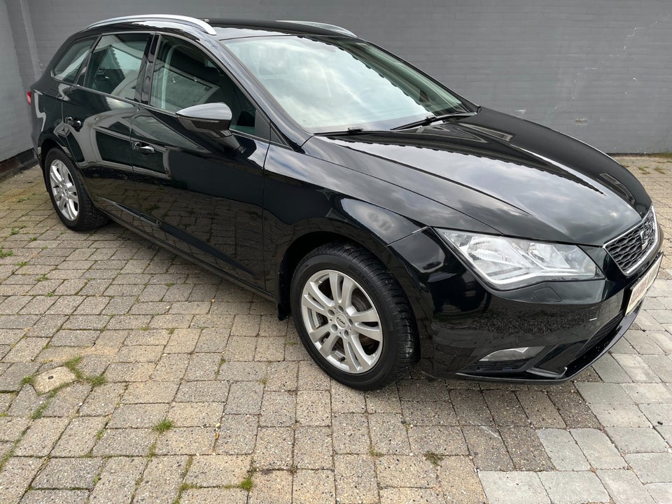 Seat Leon 1,6 TDi 105 Reference ST 5d