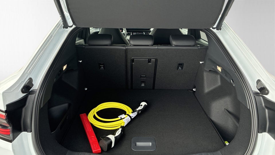 Ford Capri 82 Premium Extended Range 5d