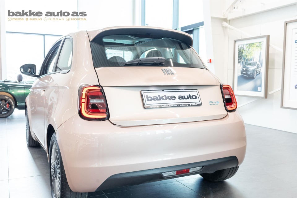 Fiat 500e 42 Icon 3d