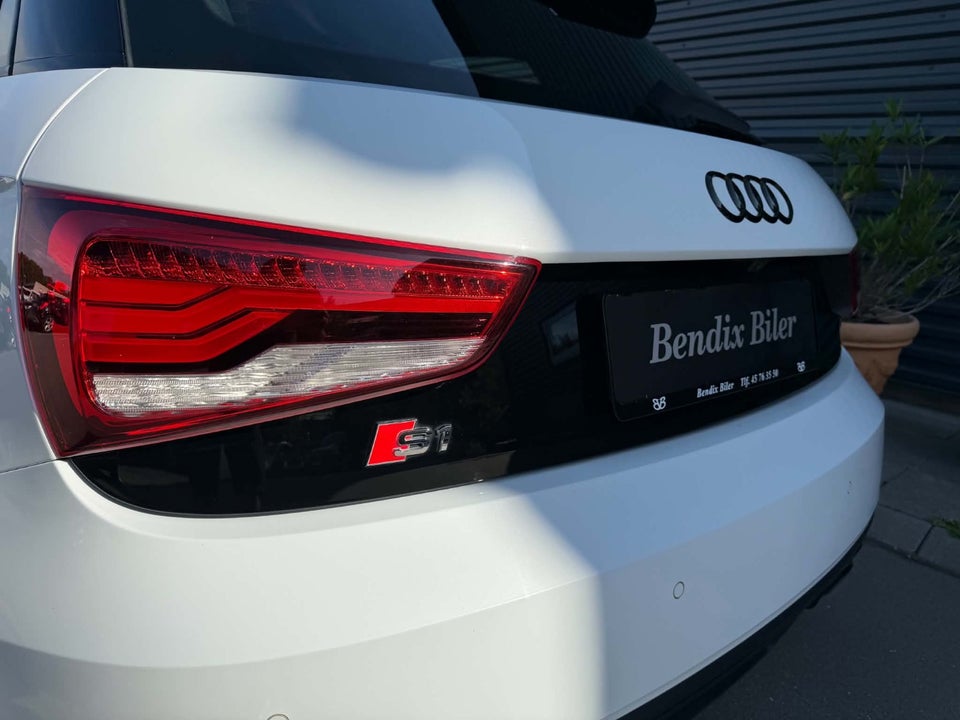 Audi S1 2,0 TFSi Sportback quattro 5d