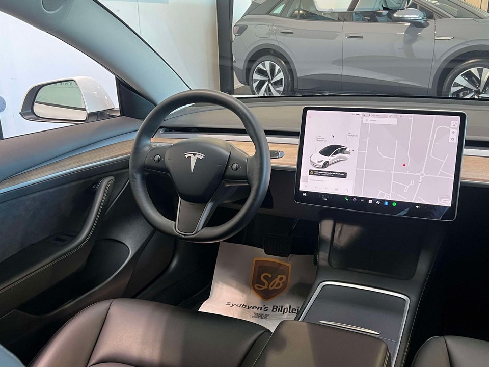 Tesla Model 3 Long Range AWD 4d