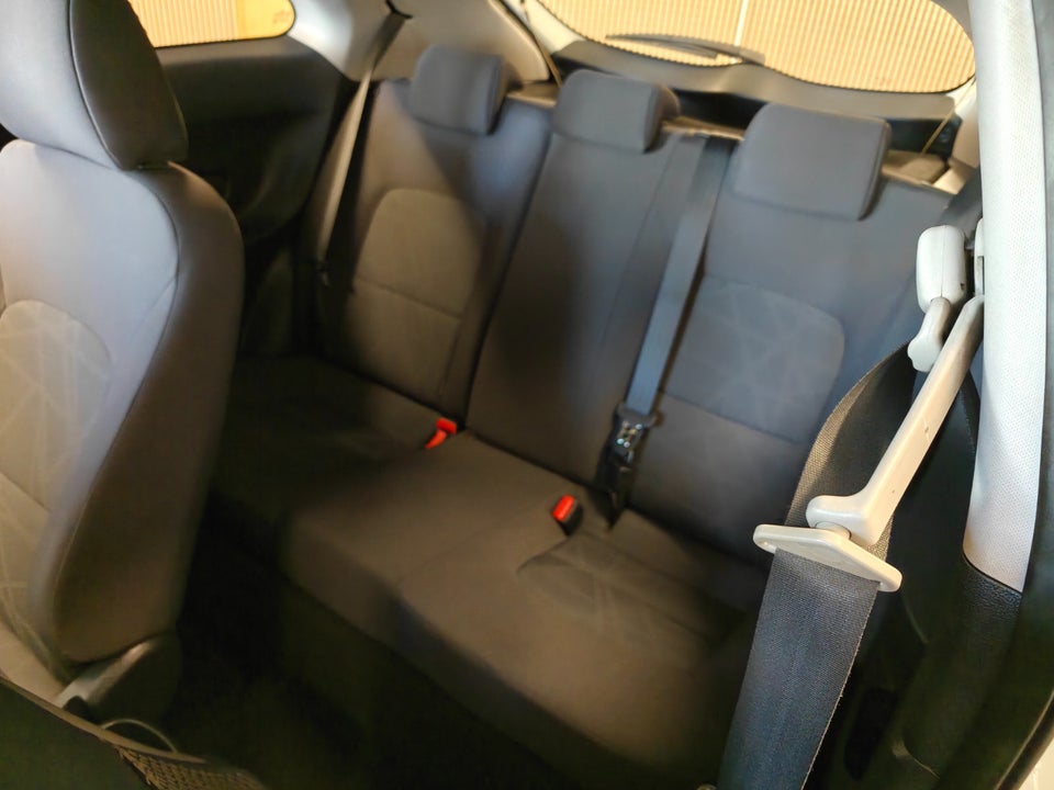 Kia Rio 1,2 CVVT Base 3d