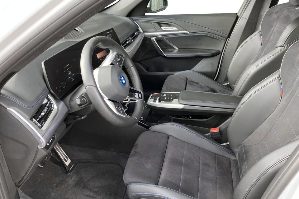 BMW iX1 eDrive20 M-Sport 5d