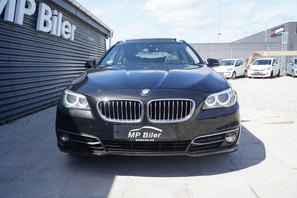 BMW 530d 3,0 Touring Luxury Line aut. 5d