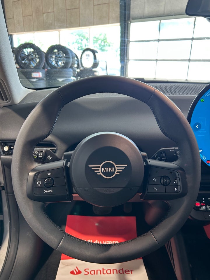 MINI Cooper SE Essential Trim 3d