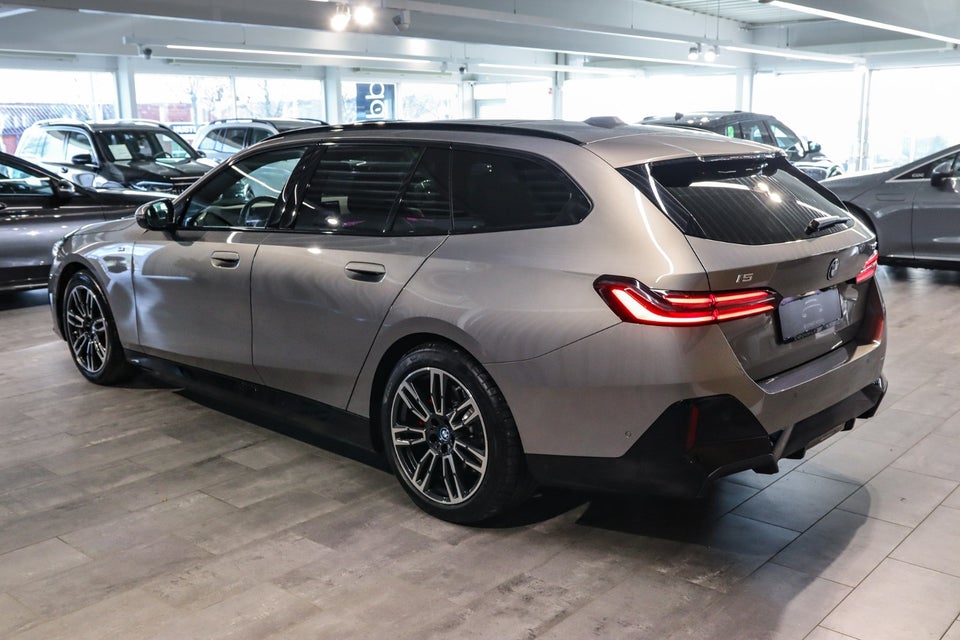 BMW i5 eDrive40 Touring M-Sport Pro 5d