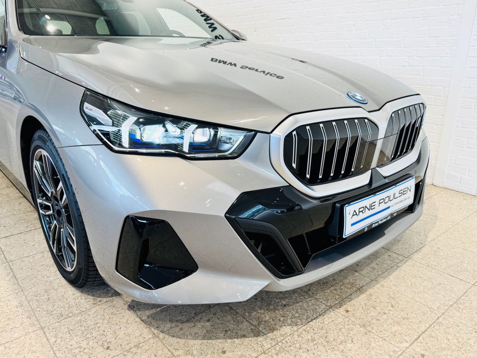 BMW i5 eDrive40 Touring M-Sport 5d