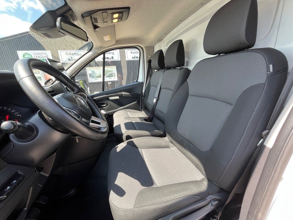 Renault Trafic 2,0 dCi 130 L2H1