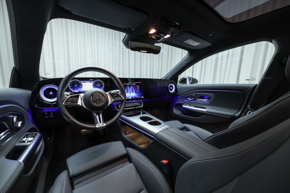 Mercedes CLA250+ EQ Progressive 4d
