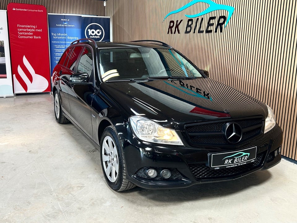 Mercedes C200 2,2 CDi stc. BE 5d