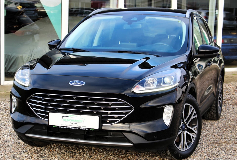 Ford Kuga 2,5 PHEV Titanium CVT 5d