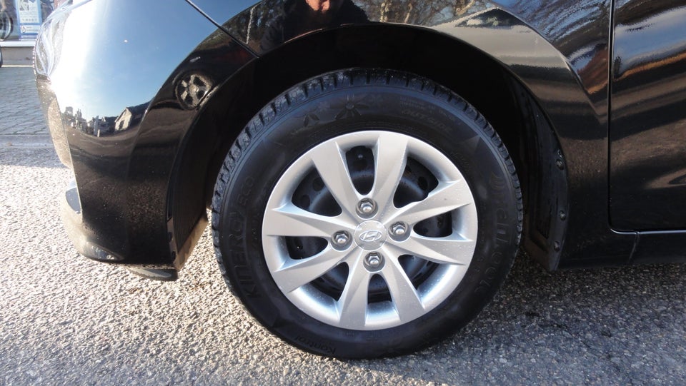 Hyundai i10 1,0 Go Clim 5d