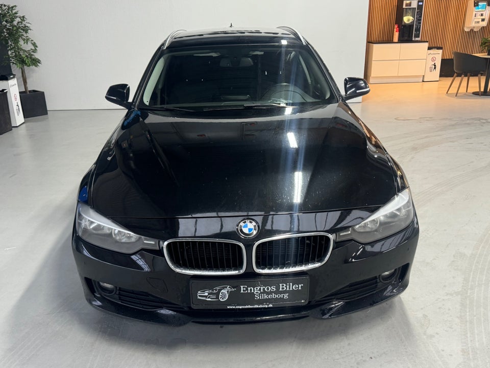 BMW 318d 2,0 Touring aut. 5d