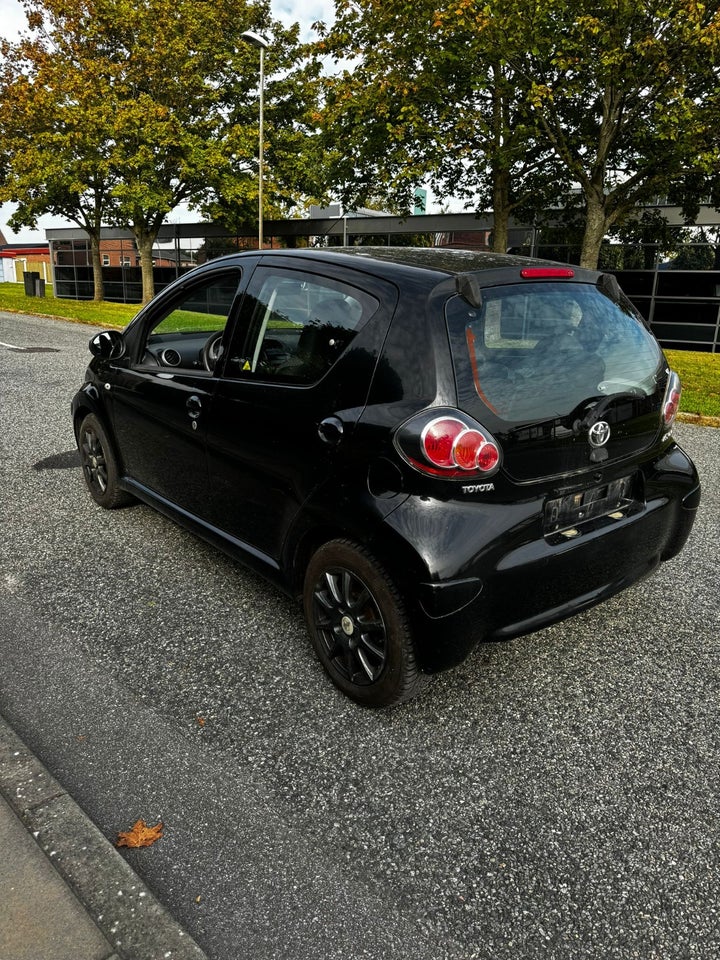 Toyota Aygo 1,0 Air+ MMT 5d