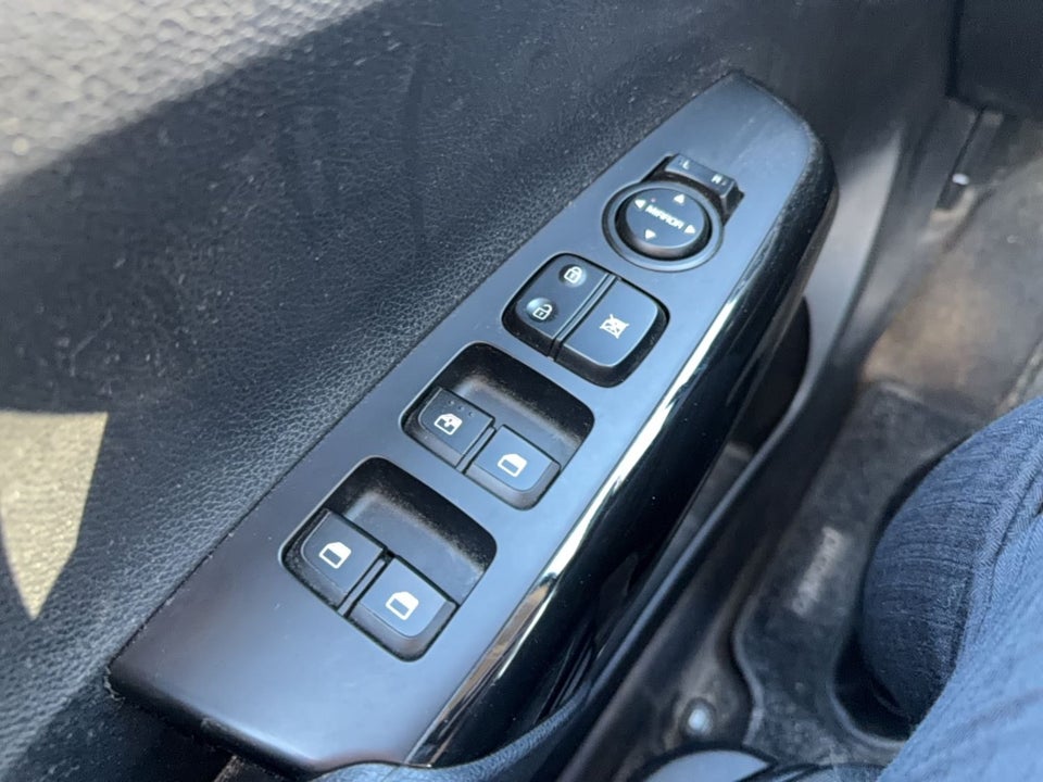 Kia Picanto 1,0 MPi Attraction 5d