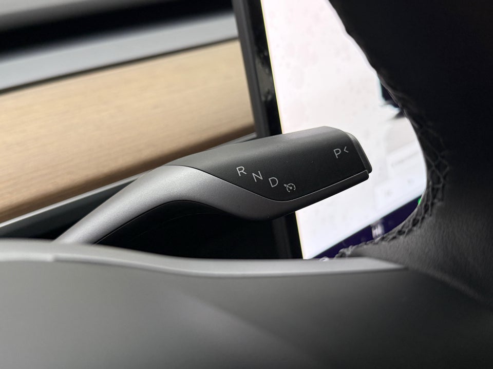 Tesla Model 3 RWD 4d