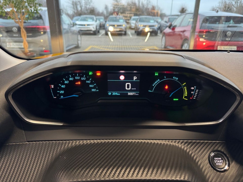 Peugeot e-208 50 Active 5d
