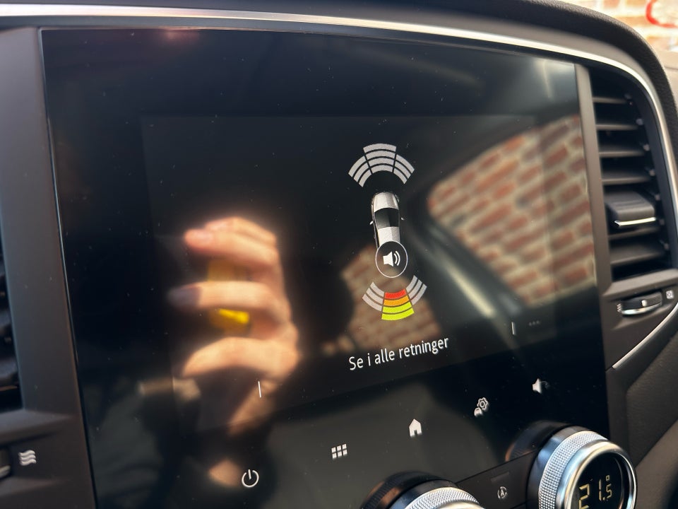 Renault Megane IV 1,3 TCe 140 Zen Sport Tourer 5d