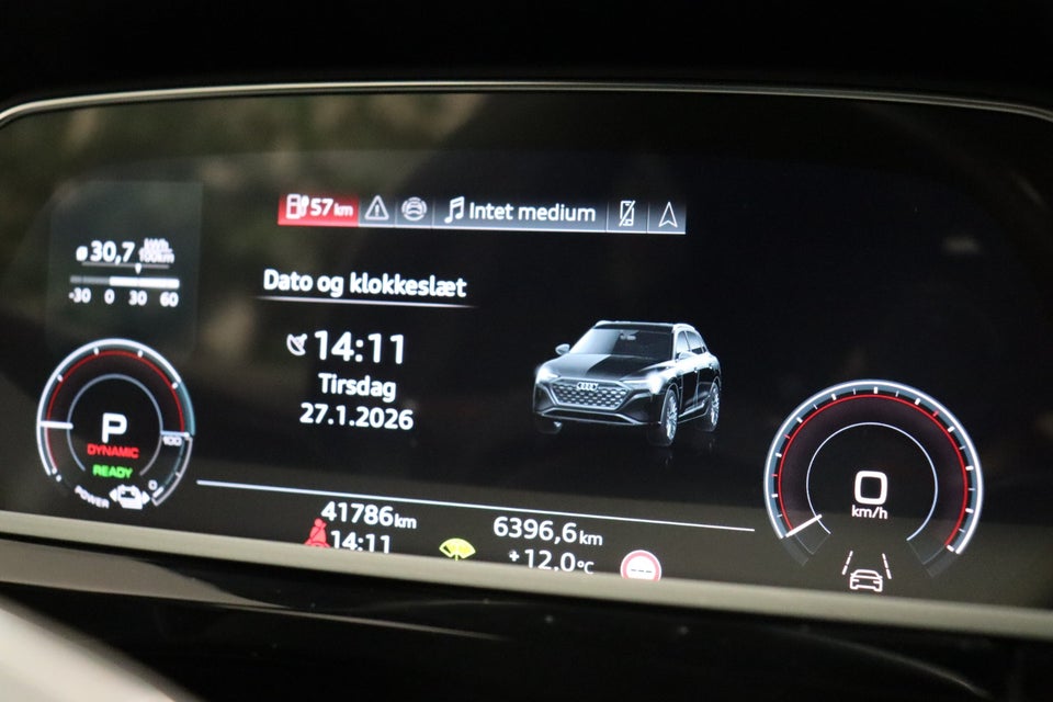 Audi Q8 e-tron 55 S-line quattro 5d