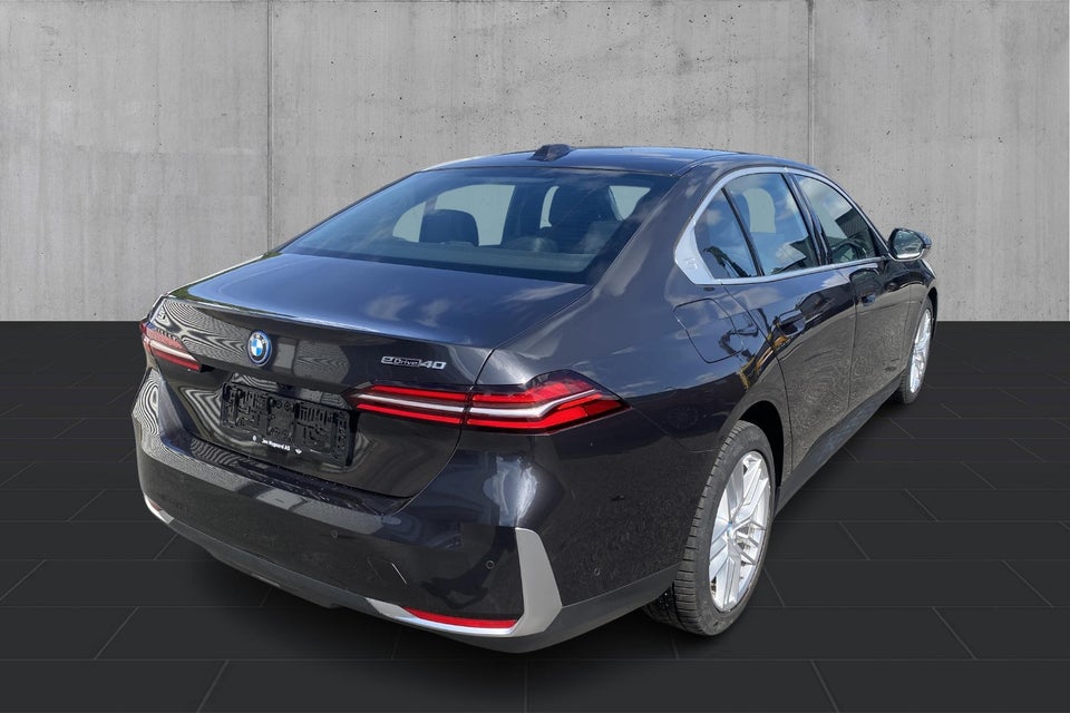BMW i5 eDrive40 Sport Line 4d