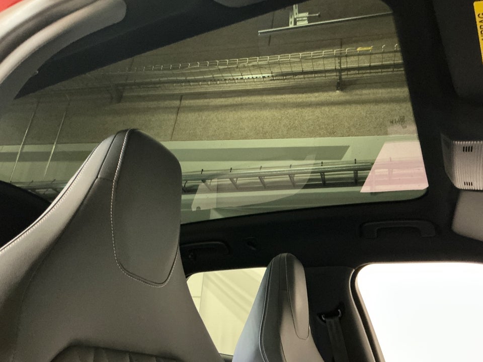 Ford Explorer 82 Premium Extended Range 5d