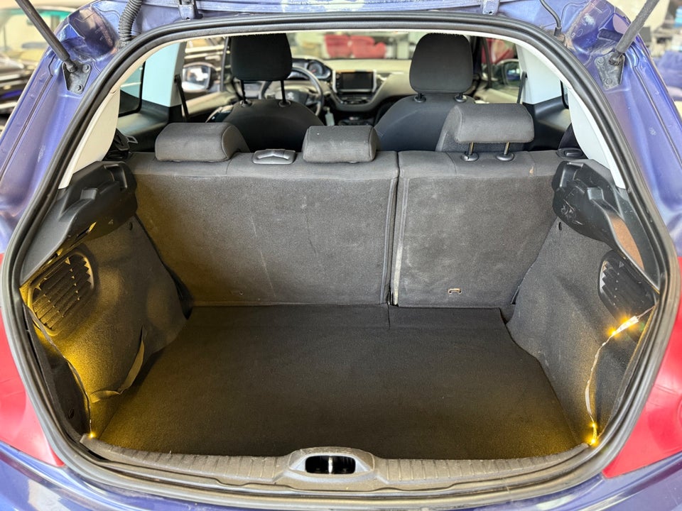 Peugeot 208 1,6 e-HDi 92 Active 3d