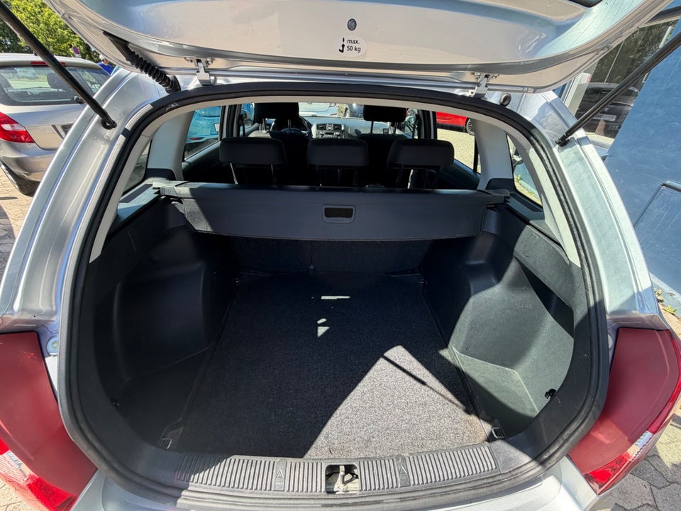 Skoda Fabia 1,2 12V Elegance Combi 5d