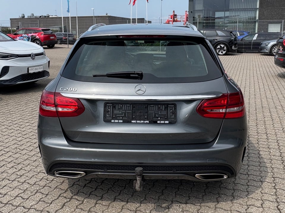 Mercedes C200 2,0 Edition C stc. aut. 5d