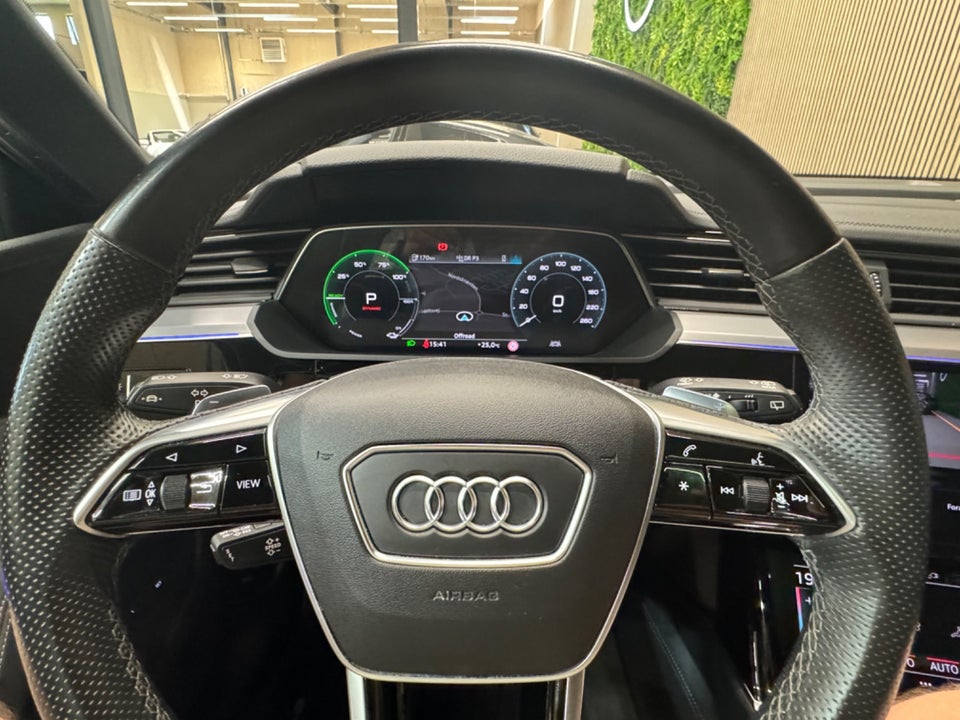 Audi e-tron 55 S-line quattro 5d