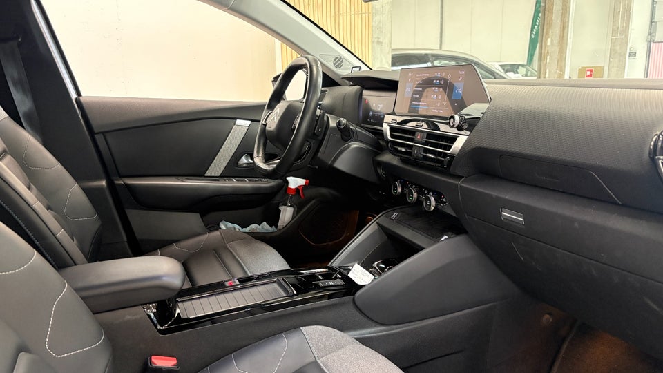 Citroën C4 1,2 PureTech 130 Shine EAT8 5d