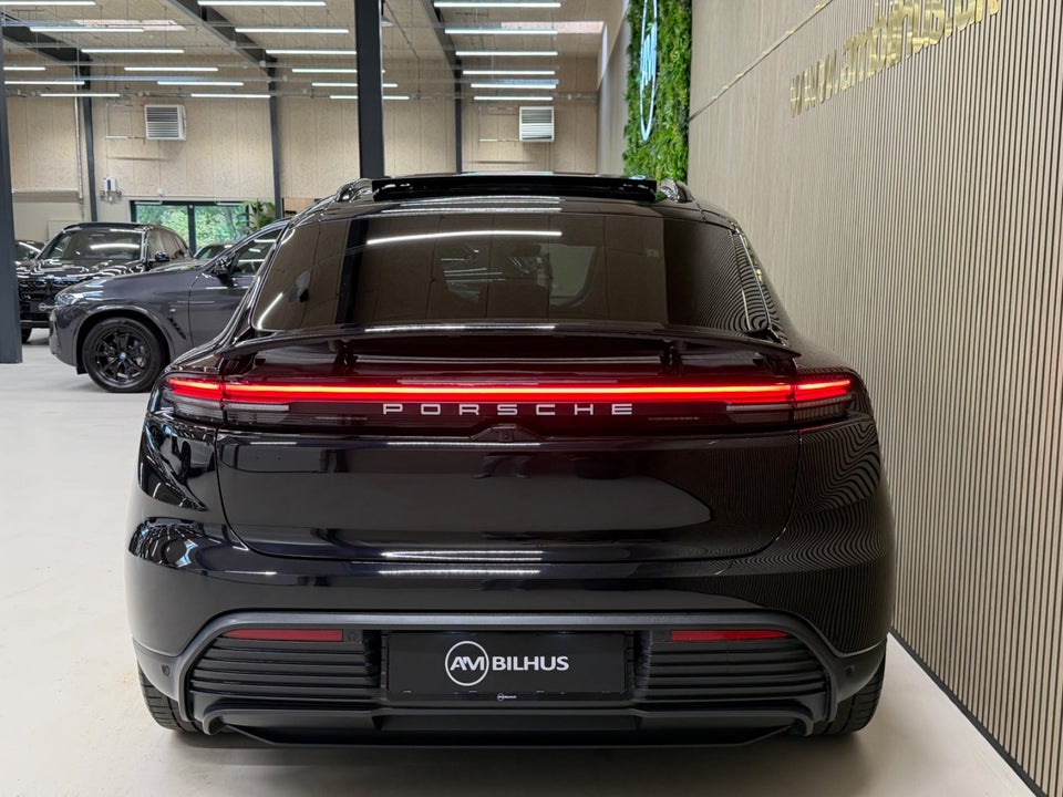 Porsche Macan 4 5d