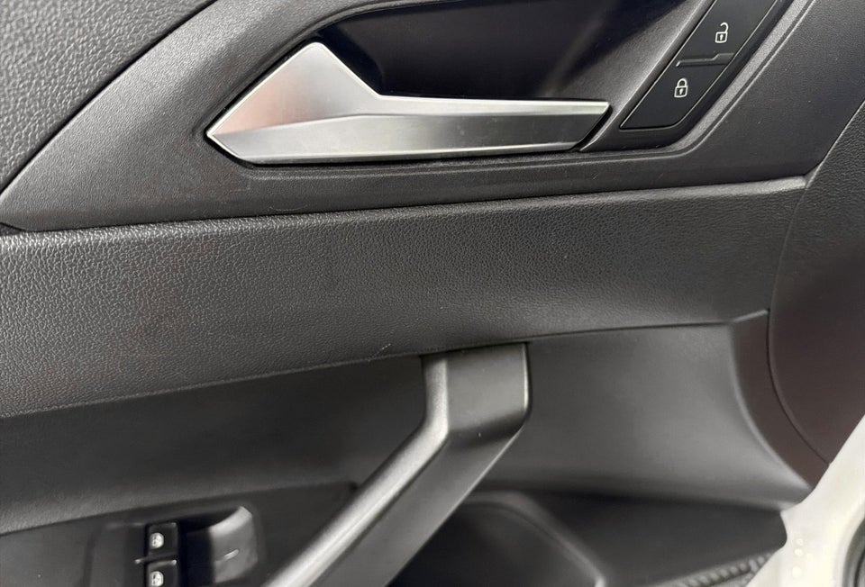 VW Polo 1,0 MPi 75 Trendline 5d