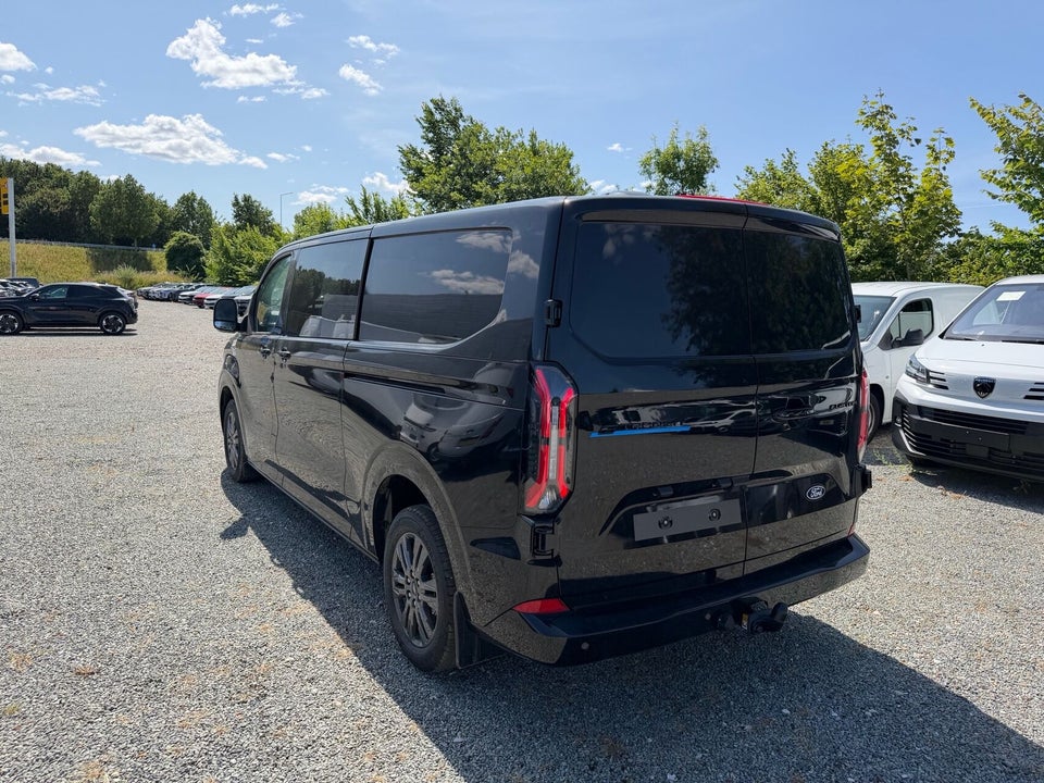 Ford E-Transit Custom 320 L1 71 Limited Mandskabsvogn