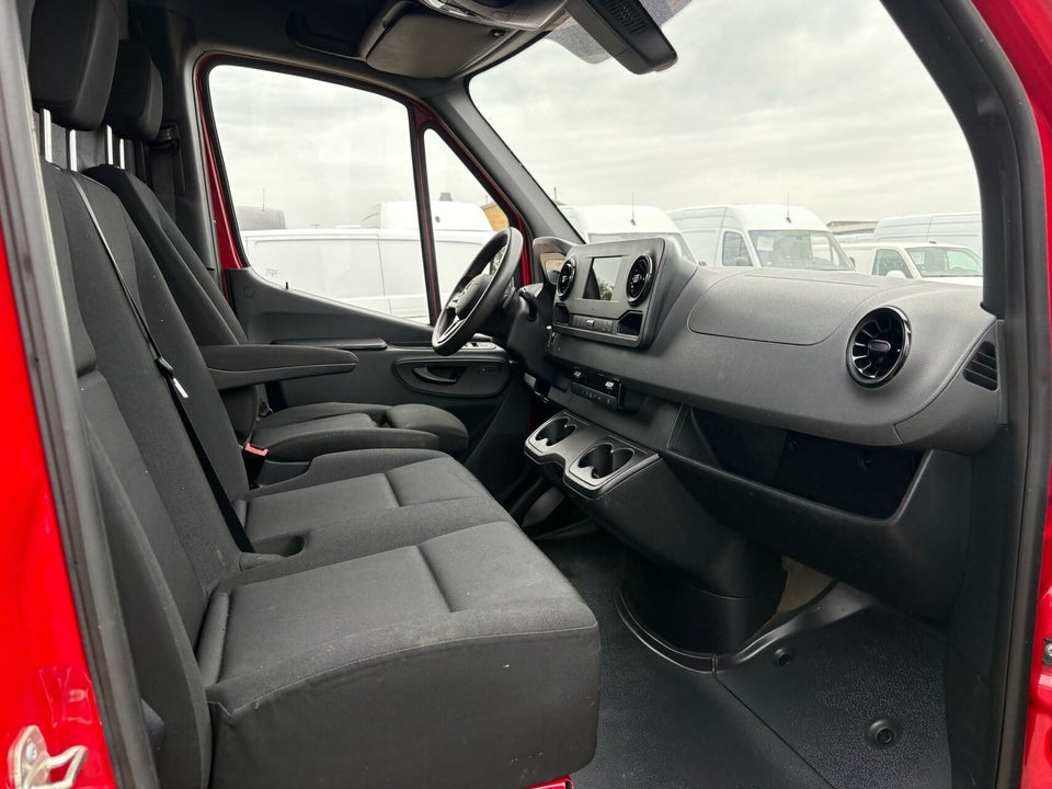 Mercedes Sprinter 214 2,2 CDi A2 Kassevogn aut. FWD