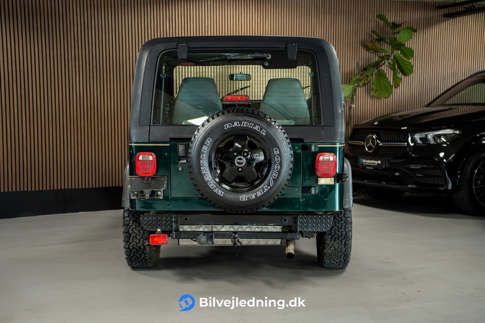 Jeep Wrangler 2,5 4x4 2d
